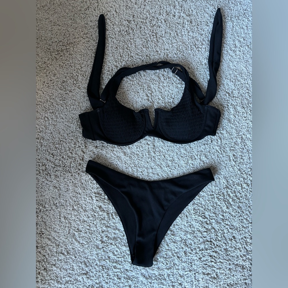 Black high leg bikini